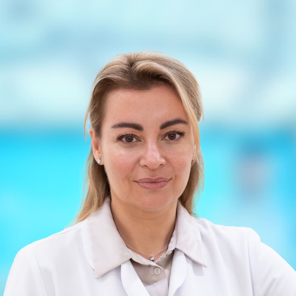 Dr. Yuliia Karvatska